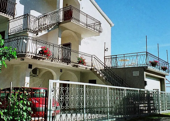 Bacic Hr تروغير